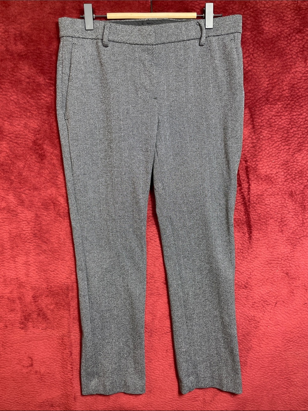 Ann Taylor Petites Herringbone Classic Gray & White Blazer & Pant Suit, 4P, 00P - Picture 6 of 12